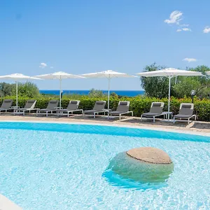 Felix - Galanias & Retreat Hotel